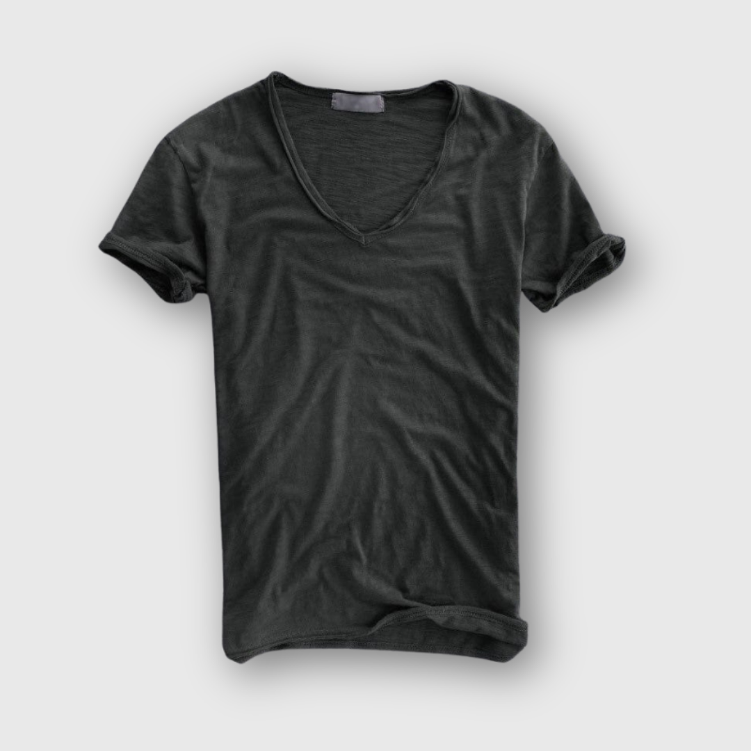 Zachary | V-Neck Tee
