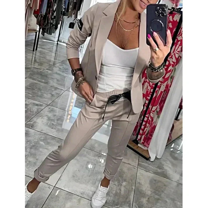 Maya | Soft Jacket and Comfortable Jogging Pants