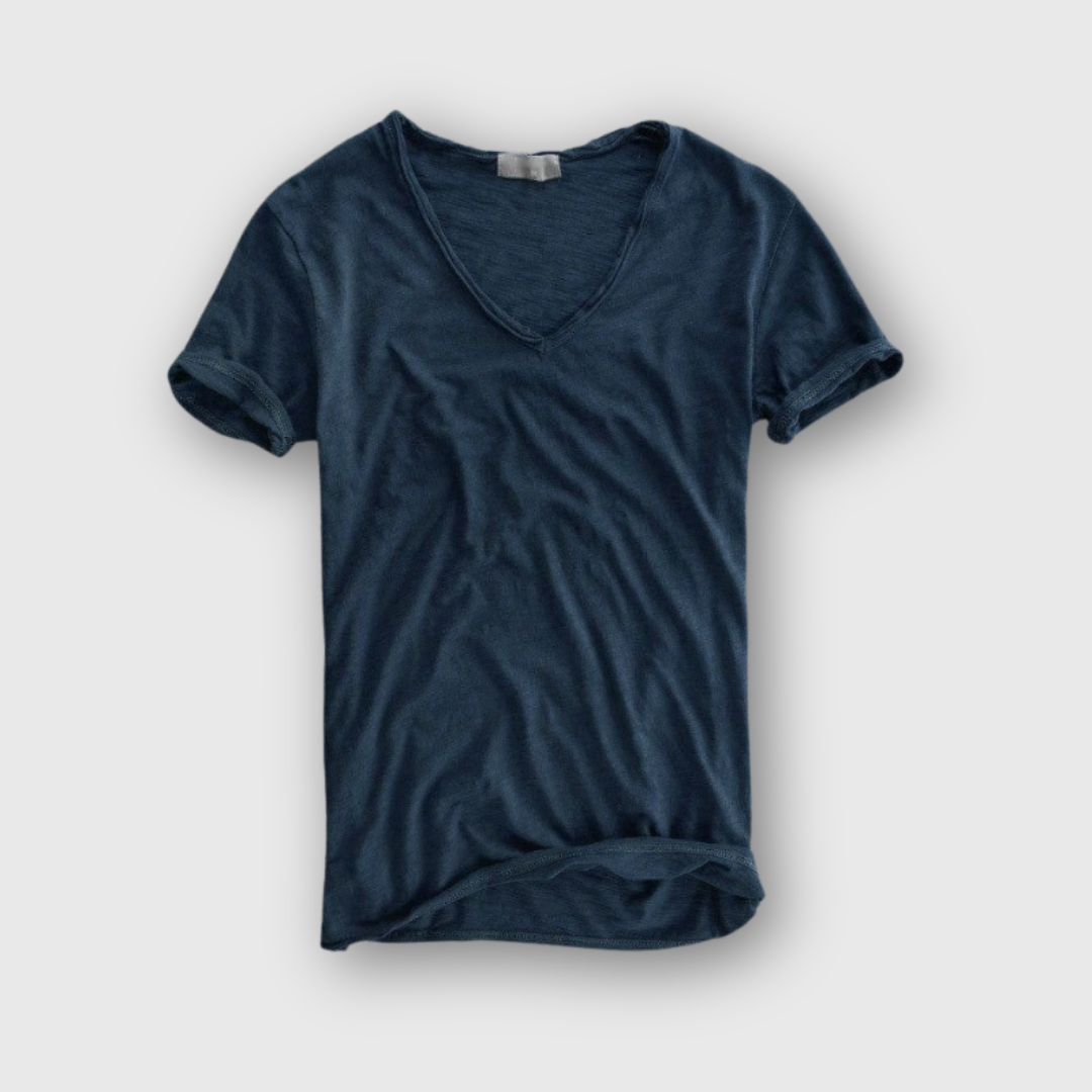 Zachary | V-Neck Tee