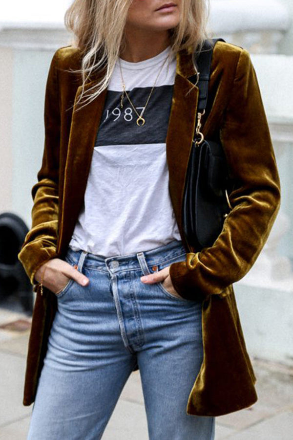 Connie - Eye-Catching Velvet Blazer for Women