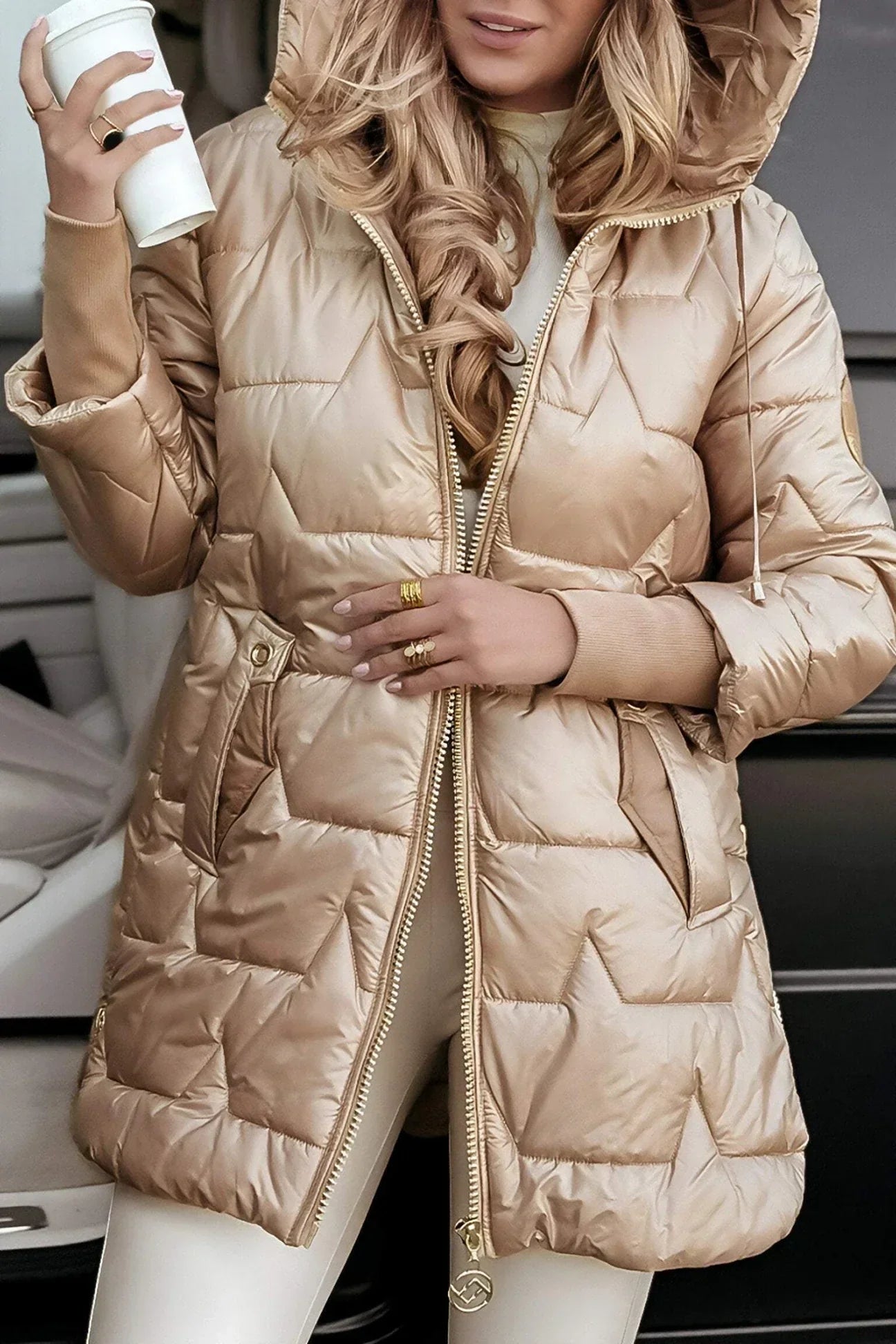 Evelyn™ | Elegant winter coat with hood and padding